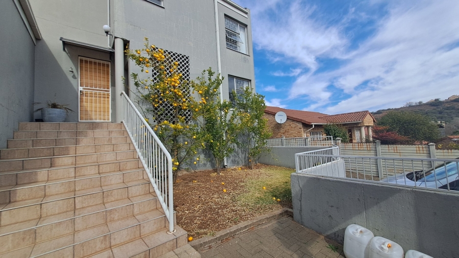 3 Bedroom Property for Sale in Baysvalley Free State
